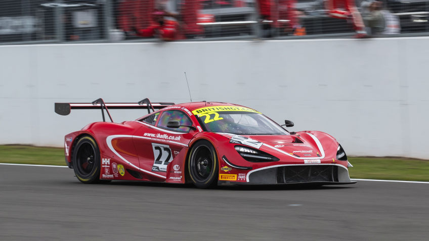 British GT race win tops a great season