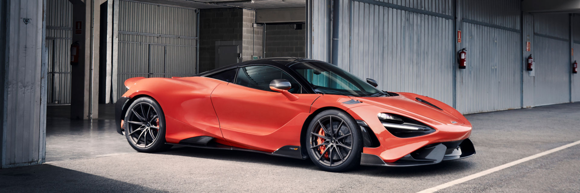 765LT