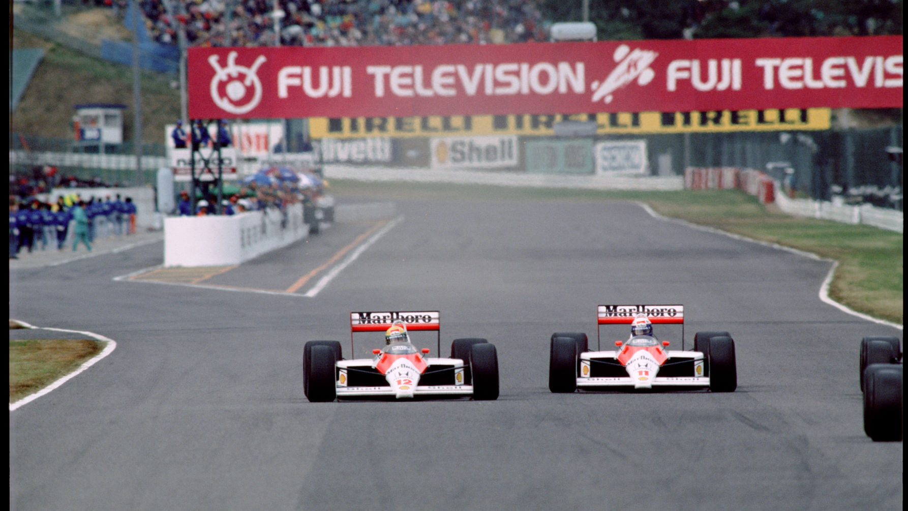 1988 - Ayrton surged on through the rain to win by 23 seconds at the British Grand Prix. Photographer Credit Norio Koike