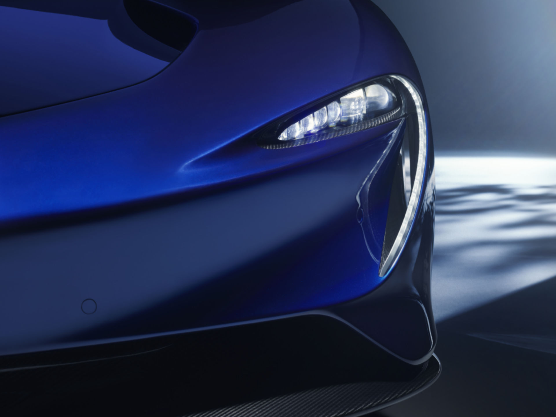 Black McLaren Speedtail - Design