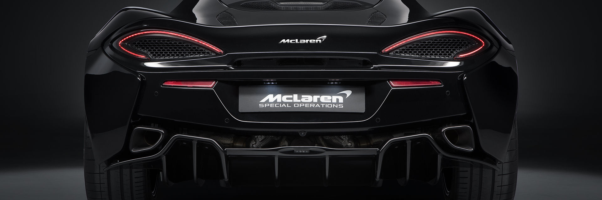 McLaren 570GT Black Collection