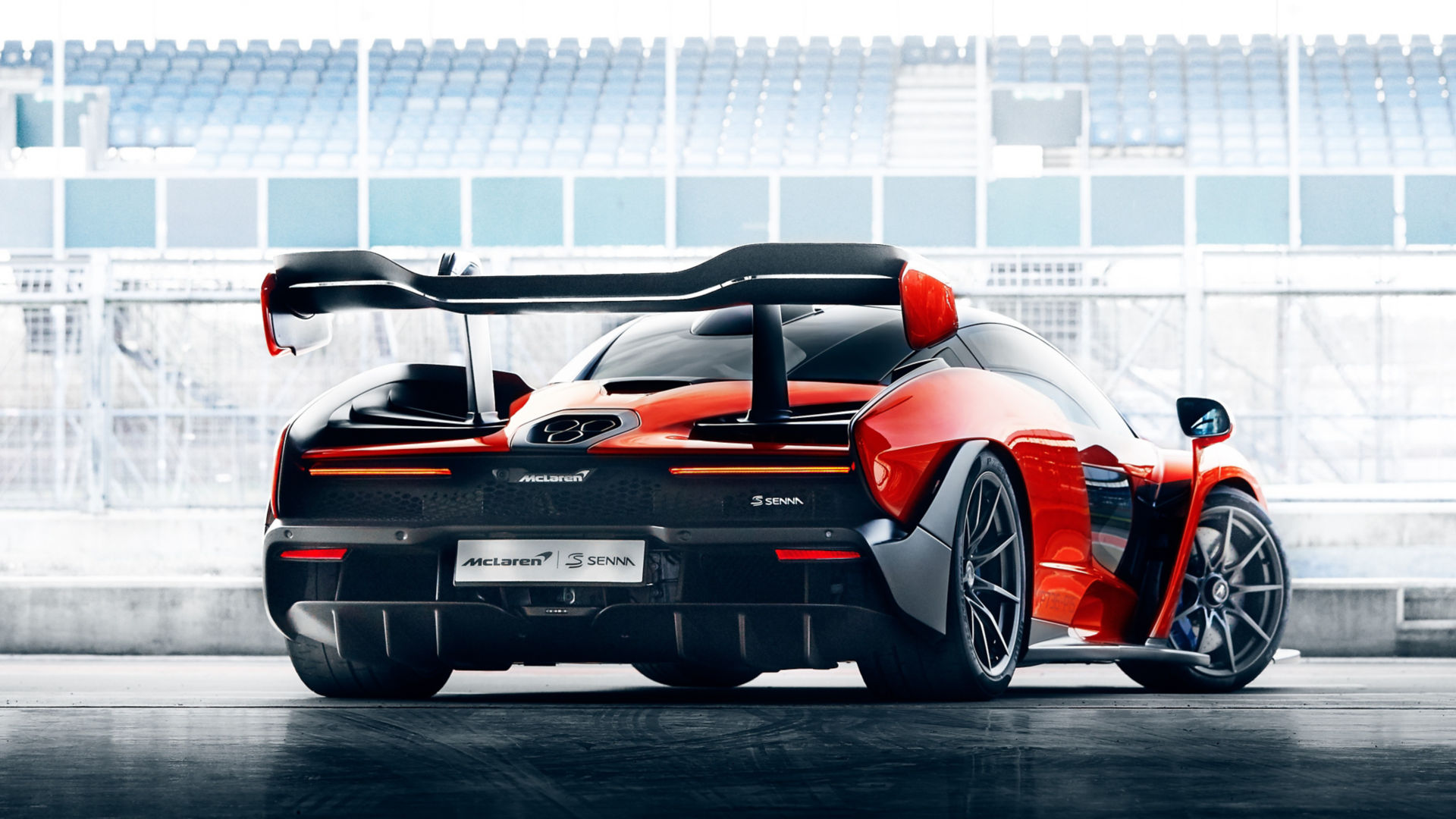 Black McLaren Senna - Tail