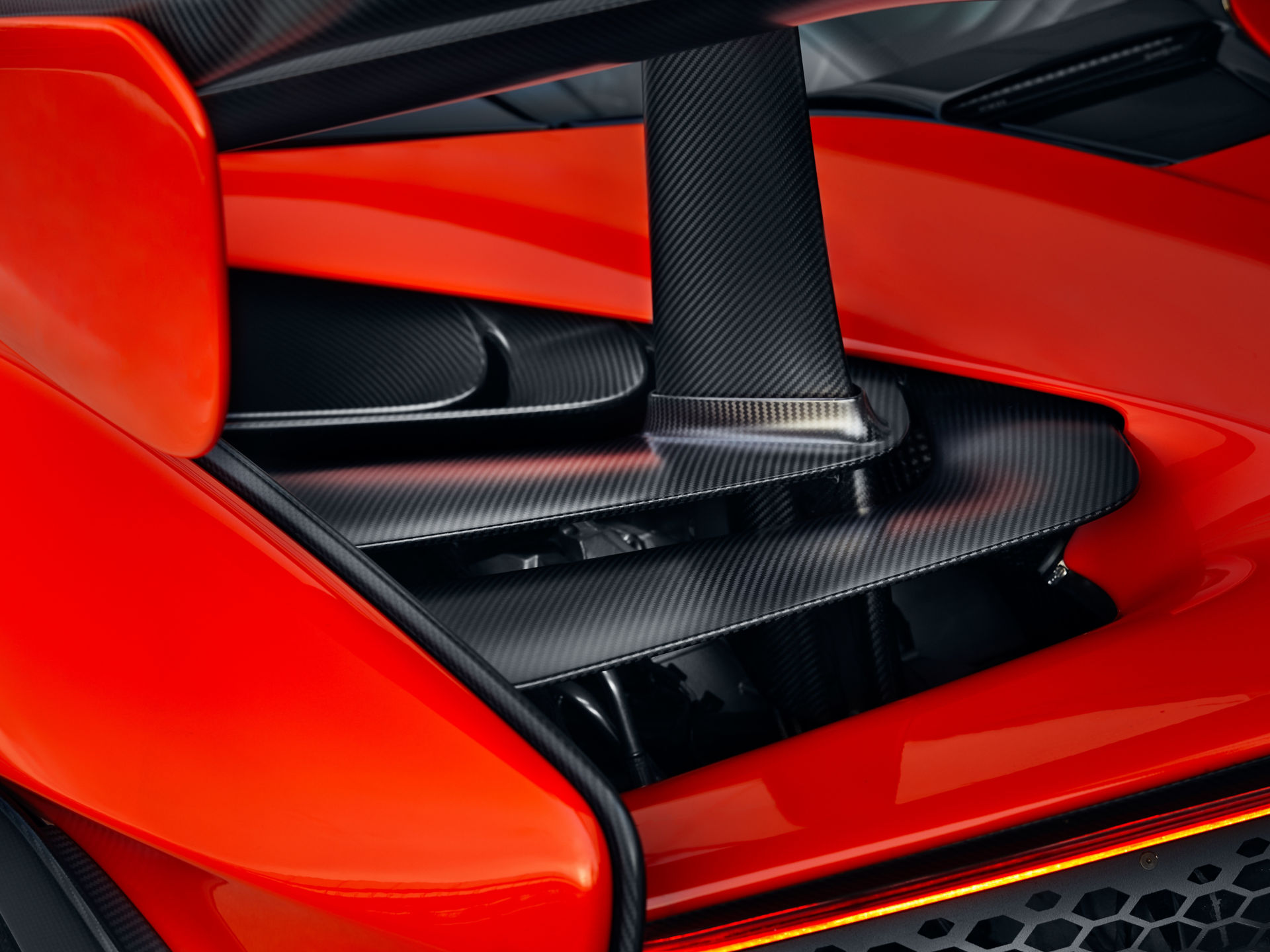 Blue McLaren Senna - Aerodynamics