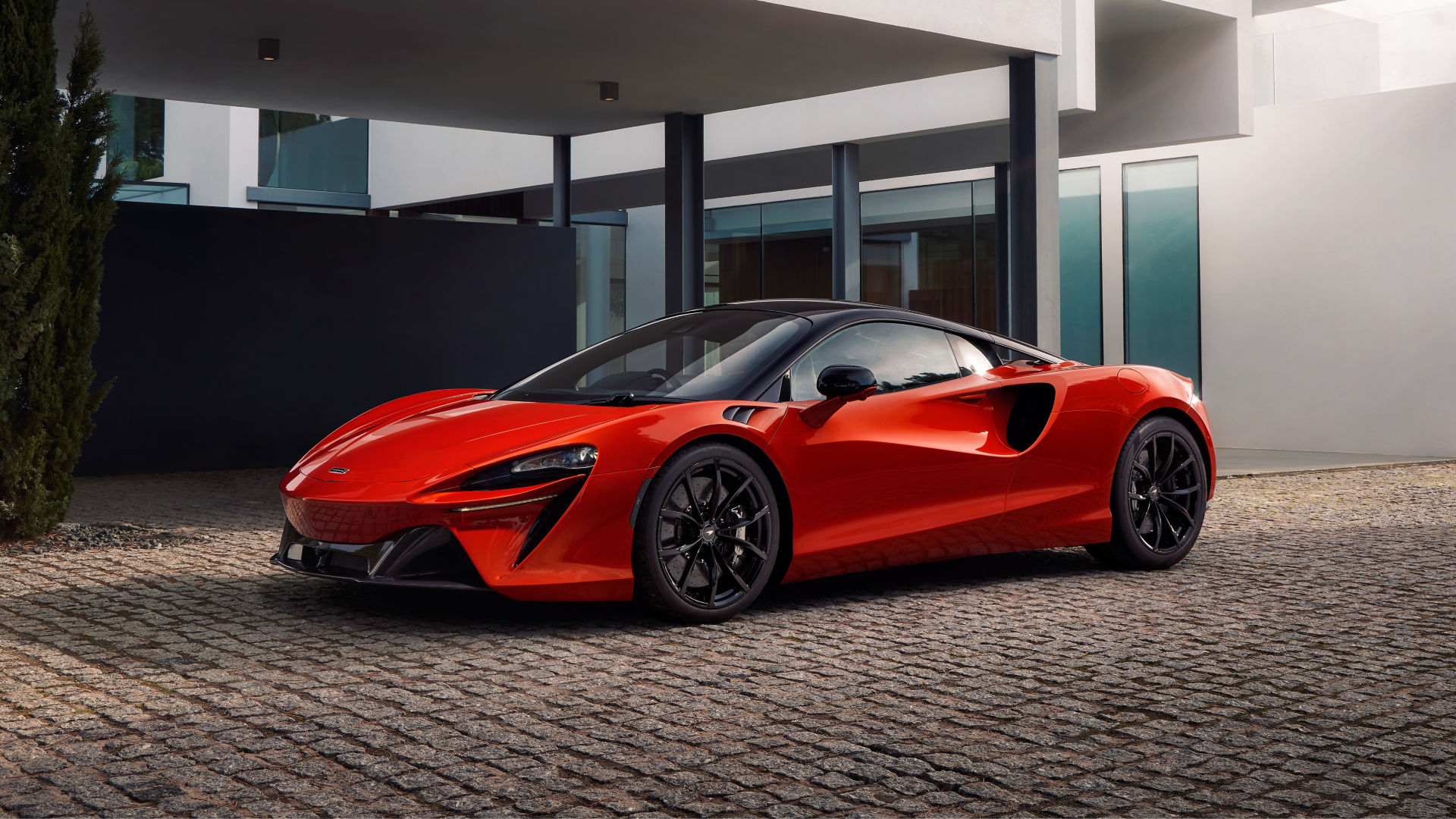 McLaren Artura - New High-Performance Hybrid Supercar | McLaren Automotive