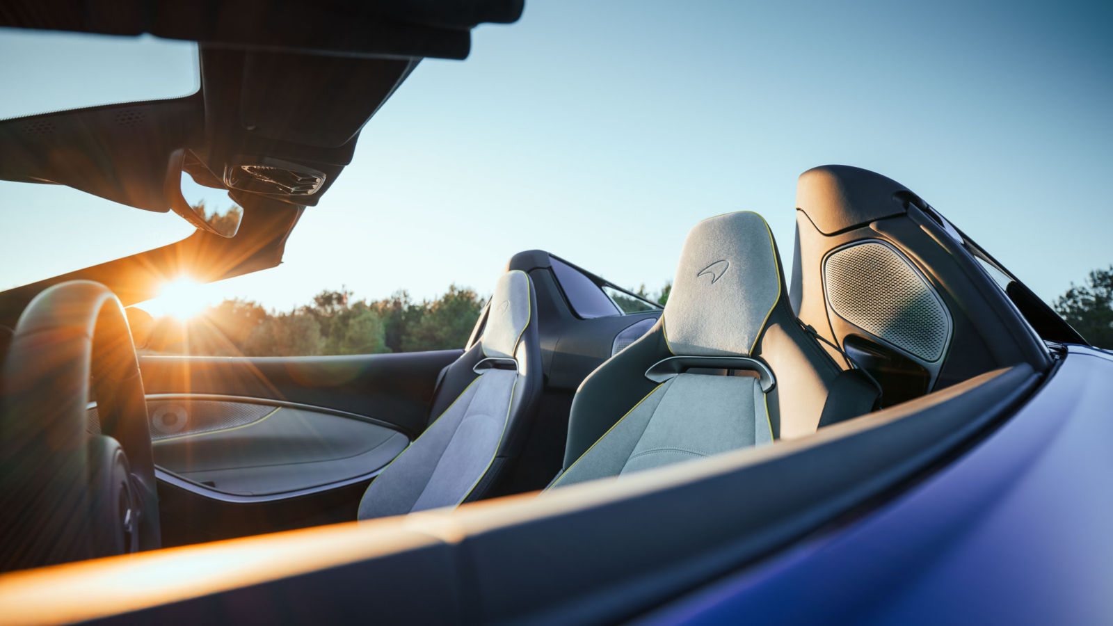 The interior of the McLaren Artura.