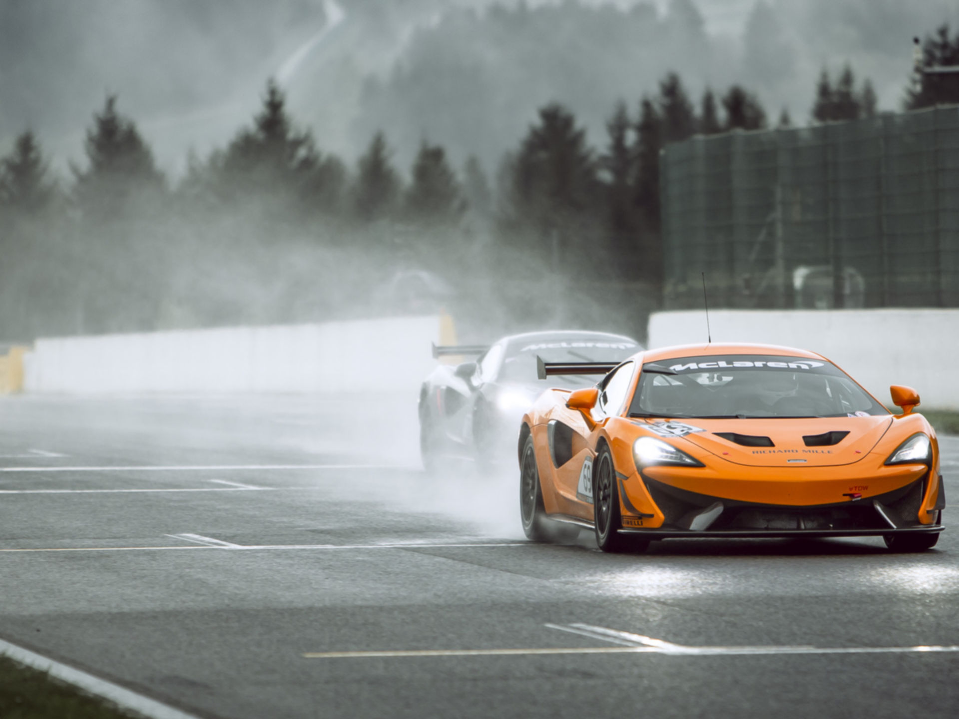 McLaren Customer Racing