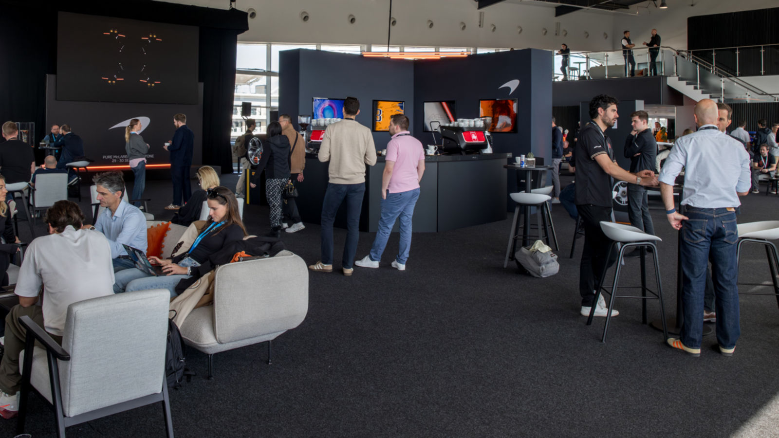McLaren guest onlooking the McLaren 750s.